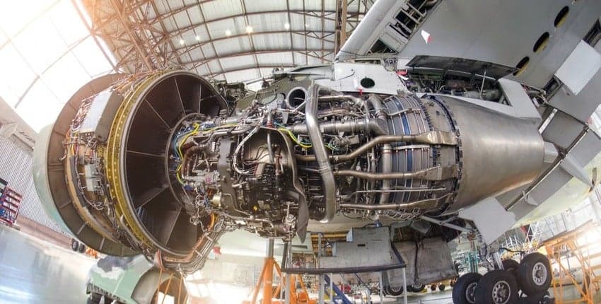 4 formas en las que el carbón grafito transforma la ingeniería aeroespacial